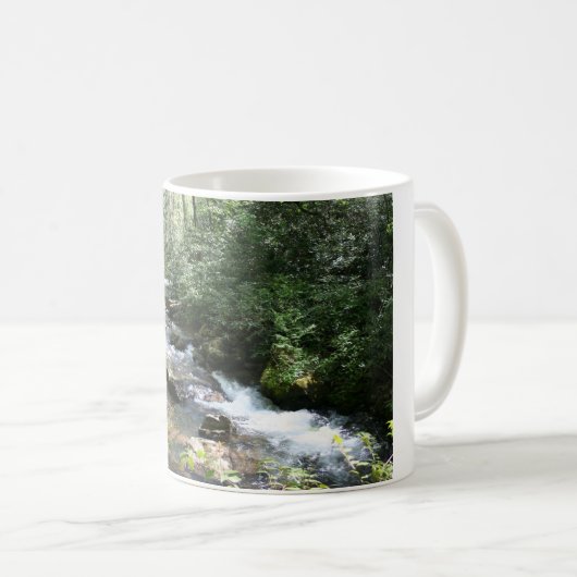 Mug de café Mountain Stream (Devant droit)