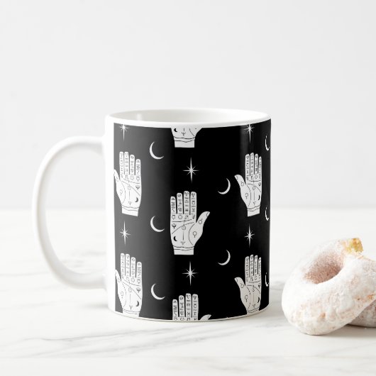 Mug de café Palmistry avec des mains de dissimulat (Avec donut)