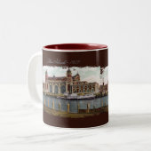 Mug de café peint sur Ellis Island (Devant gauche)