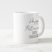 Mug de café personnalisé pour la retraite, Joyeuse (Devant droit)