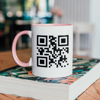Mug de code QR personnalisé avec poignée rose