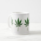 MUG DE CONCEPTION VERTE FEUILLE (Devant gauche)