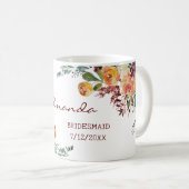 Mug de demoiselle d'honneur floral romantique cool (Devant droit)