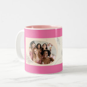 Mug de fête de bachelorette dessiné à la main - Cé