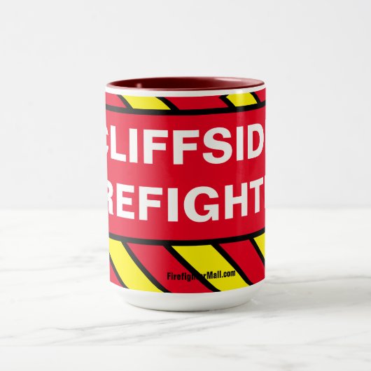 MUG DE FIREFIGHTER À LA FALADE (Centre)
