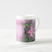 Mug de fleurs de Lys rose pourpre - Peinture (Devant droit)
