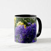 Mug de fleurs de printemps (Devant droit)