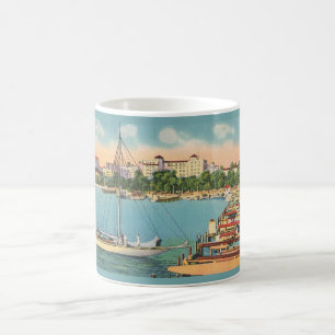 Mug de la marina de voiliers de St-Pétersbourg