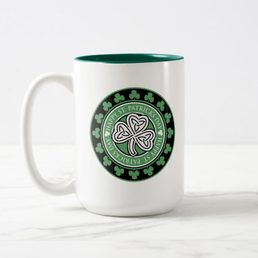 Mug de la Saint Patrick à deux tons personnalisabl (Gauche)