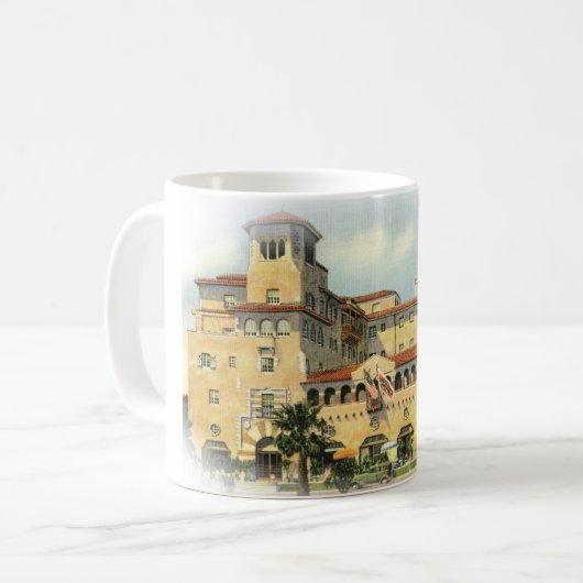 Mug de l'hôtel historique Ringling (Devant gauche)