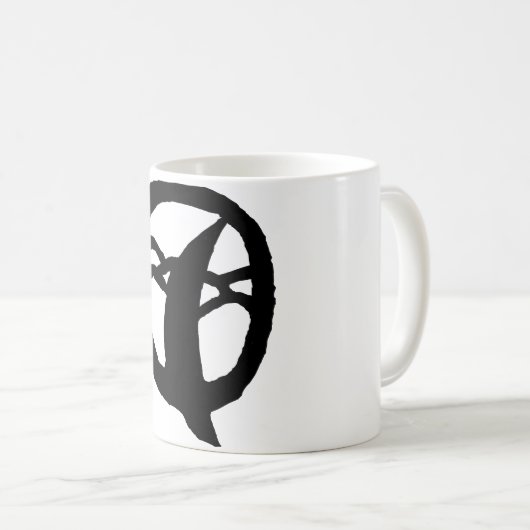 Mug de lune foncée (Devant droit)