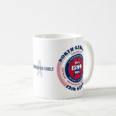 Mug de monogramme circulaire Patriotique Caroline (Devant droit)