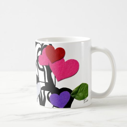 Mug de monogramme de conception cardiaque (Droite)
