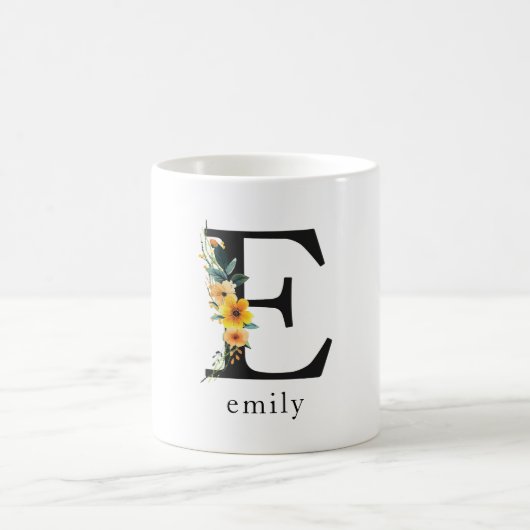 Mug de monogramme E floral avec nom modifiable (Centre)