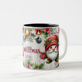 Mug de Noël festif avec gnomes, vue saisonnière (Devant droit)