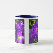 Mug de pétunia pourpre avec citation (Centre)