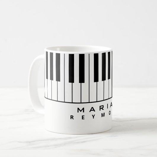 Mug de piano blanc noir avec nom de pianiste (Devant gauche)