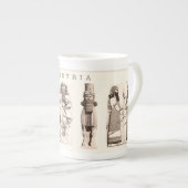 Mug de spécialité assyrienne antique (Devant droit)