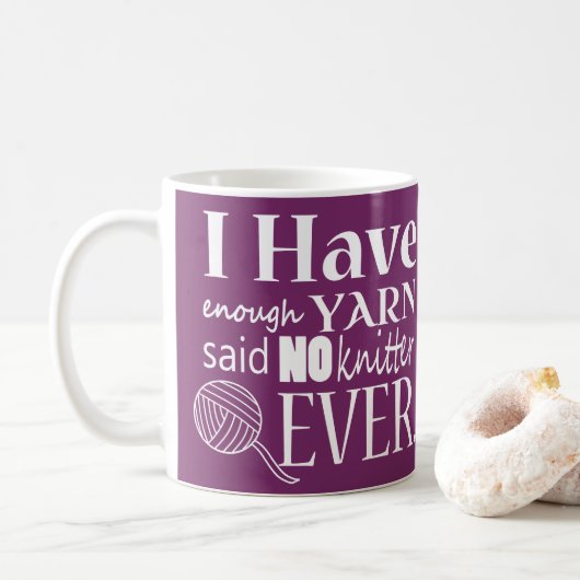 Mug ♥ de tricot pas assez de métiers de fil (Avec donut)