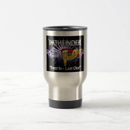 Mug De Voyage Badge Pathfinder - "Premier En Dernier" (Centre)