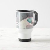 Mug De Voyage Chien blanc mignon vêtu d'écaille verte gris (Devant droit)