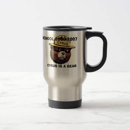 MUG DE VOYAGE CYRUS EST UN OURS (Droit)