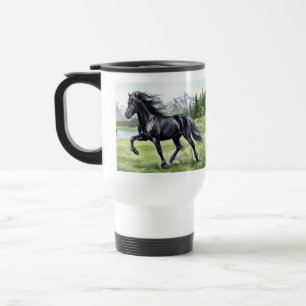 Mug De Voyage Freydis Black Horse dans un paysage nordique