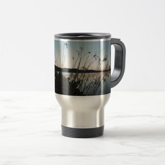 Mug De Voyage Herbes au lac Sunset (Devant droit)