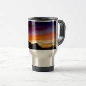 Mug de voyage isolé avec belle photo coucher de so (Devant droit)