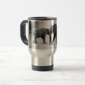 MUG DE VOYAGE LES ÉLÉPHANTS EN MARCHE VOYAGENT EN BOUGIE (Devant gauche)