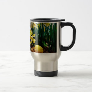 Mug De Voyage Les jonquilles jaunes et un oeuf de Pâques jaune