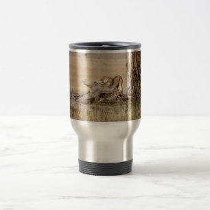 Mug De Voyage Lioness stretching