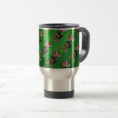Mug De Voyage Noël Chihuahua sur vert (Devant droit)