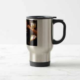 Mug De Voyage Plan rapproché de machine à sous