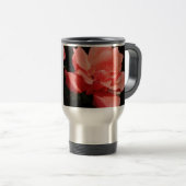 Mug De Voyage rose de pêche et détritus (Devant droit)