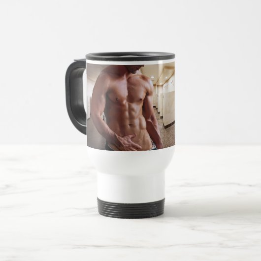 Mug De Voyage SlipperyJoe cheminée homme musclé six pack abs (Devant gauche)