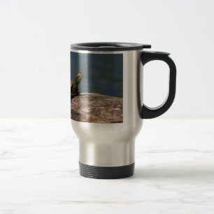 Mug De Voyage Tortue peinte sur un bûcher
