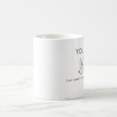 Mug de ww040 YOLO d'un dieu waitwot de lapin de badass (Centre)