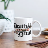 Mug Décès avant décaf | Typographie du crâne