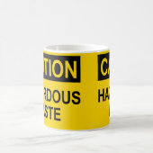 Mug Déchets dangereux de précaution (Centre)