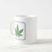 Mug Déclin de l'arbre de la feuille de mauvaises herbe (Devant gauche)