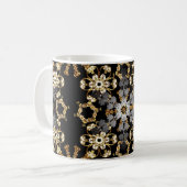 Mug Décor fleuri aux contours dorés. Élément de style (Devant gauche)