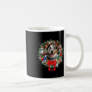 Mug Décoration de couronne de Noël de Heeler bleu Noël