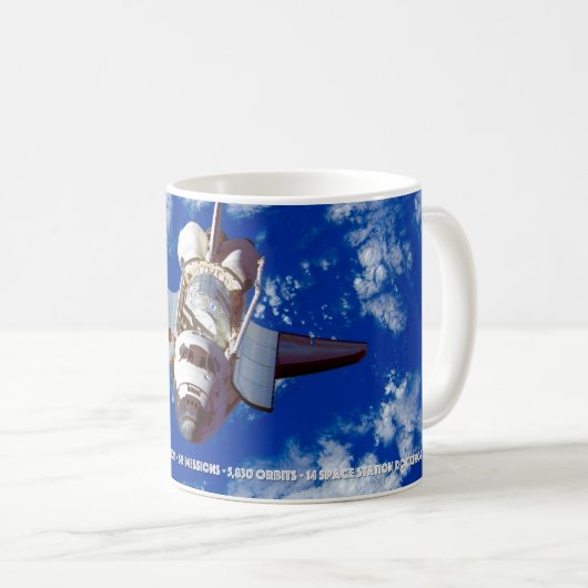MUG DÉCOUVERTE D'UNE NAVETTE SPATIALE AMÉRICAINE (Devant droit)