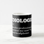 Mug Définition drôle d'audiologiste (Centre)