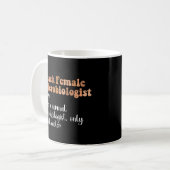 Mug Définition drôle de microbiologiste féminine noire (Devant gauche)
