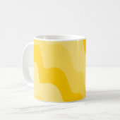 Mug Dégradé des vagues ondulées jaunes (Devant gauche)