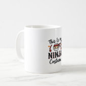 Mug Déguisement de ninja drôle Design vectoriel Hallow (Devant gauche)