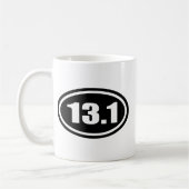 Mug Demi d'ovale de marathon du noir 13,1 (Gauche)