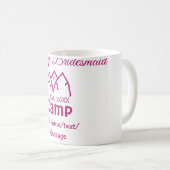 Mug Demoiselle d'honneur de camp rose ajouter nom date (Devant droit)